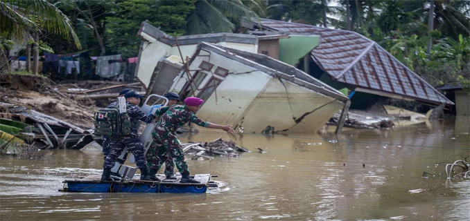 Satgas TNI AL Berikan Layanan Kesehatan Di Wilayah Terdampak Bencana